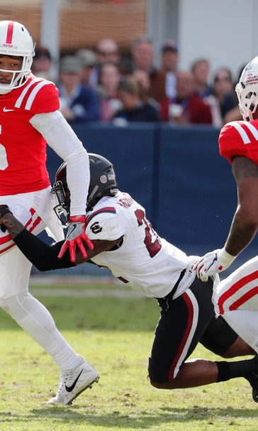 Bentley rallies South Carolina past Ole Miss 48-44